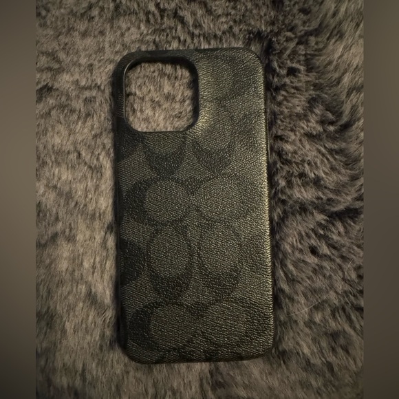 Coach Dark Patterned Phone Case - Picture 3 of 6